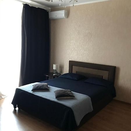 Rent Apartment In The Center Of Chernihiv Exterior foto
