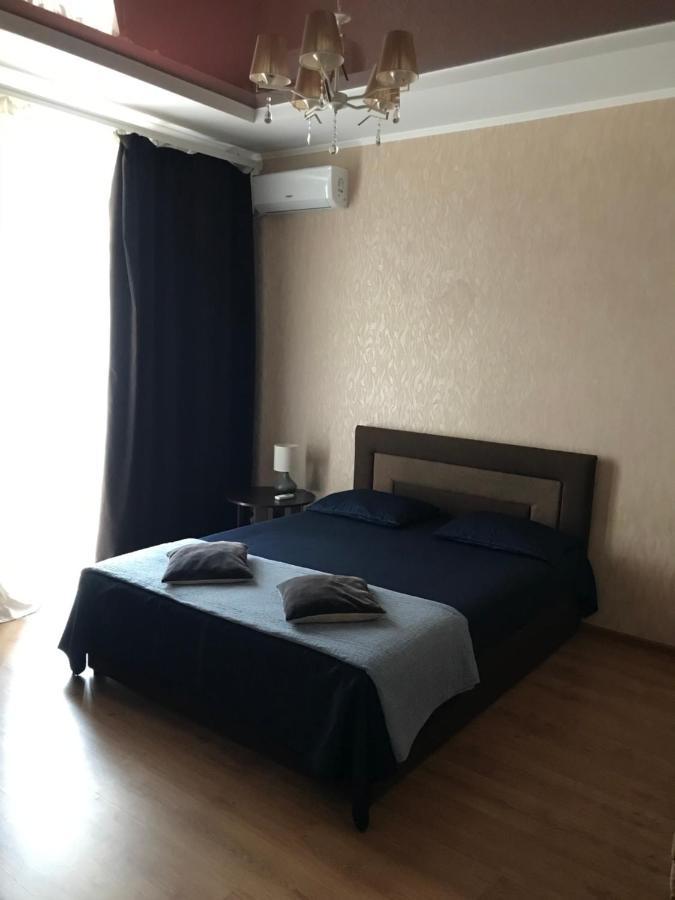 Rent Apartment In The Center Of Chernihiv Exterior foto